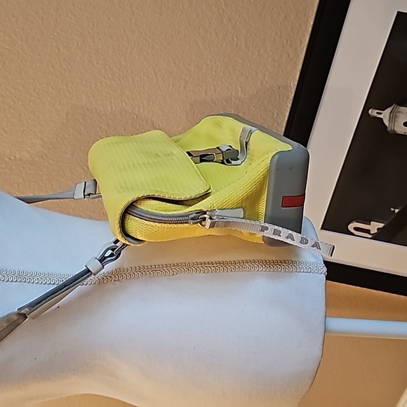 🌞Prada Sport 90 Vintage Nylon Shoulder Crossbody Bag, NWOT, Authentic 🌞 - Picture 3 of 12